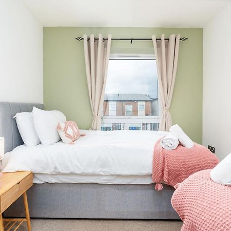 6 Guests - 3 Bedrooms - Free Wi-Fi - Mánchester Exterior foto